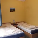 Fremon Munkásszálló *