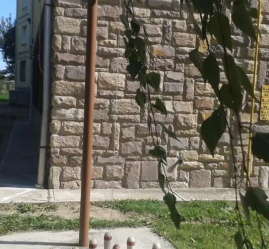 Fremon Munkasszallo Berente